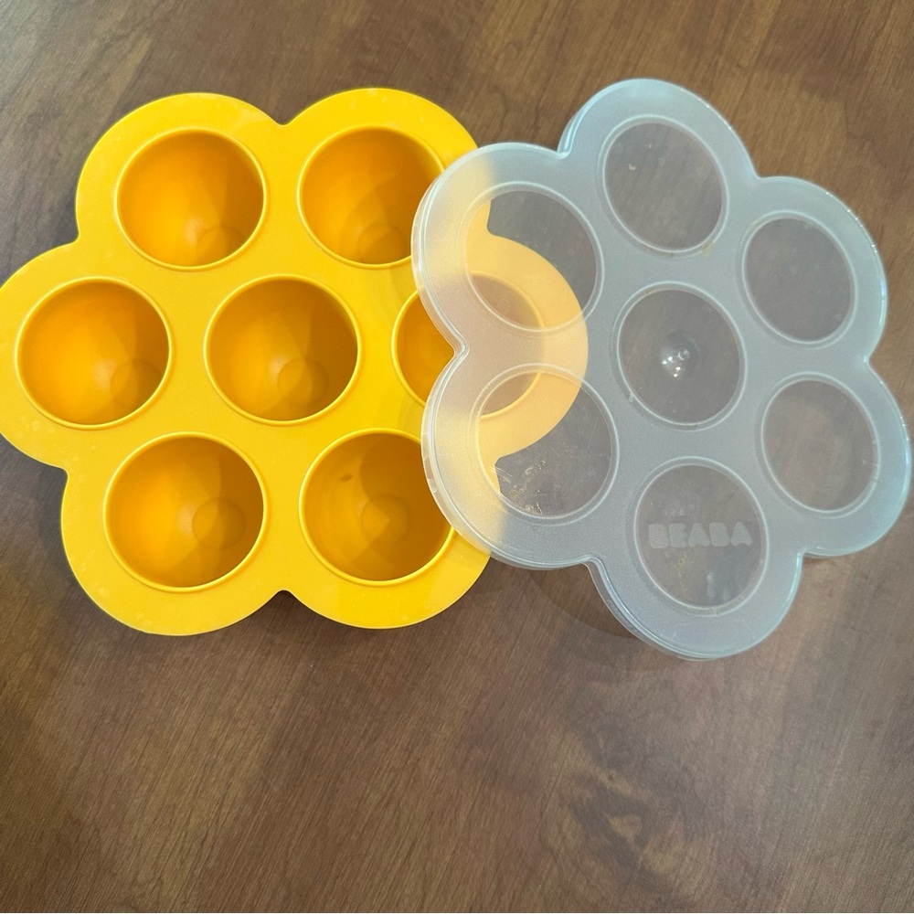 Beaba Orange Silicone Multiportion Freezer Tray